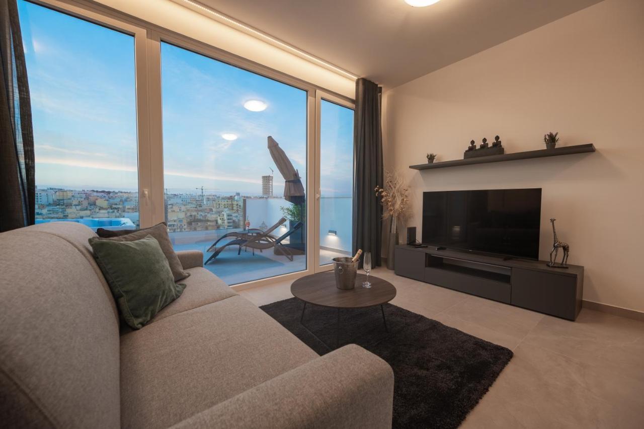 The Address Seafront Suites With Hot Tub Pietà Esterno foto