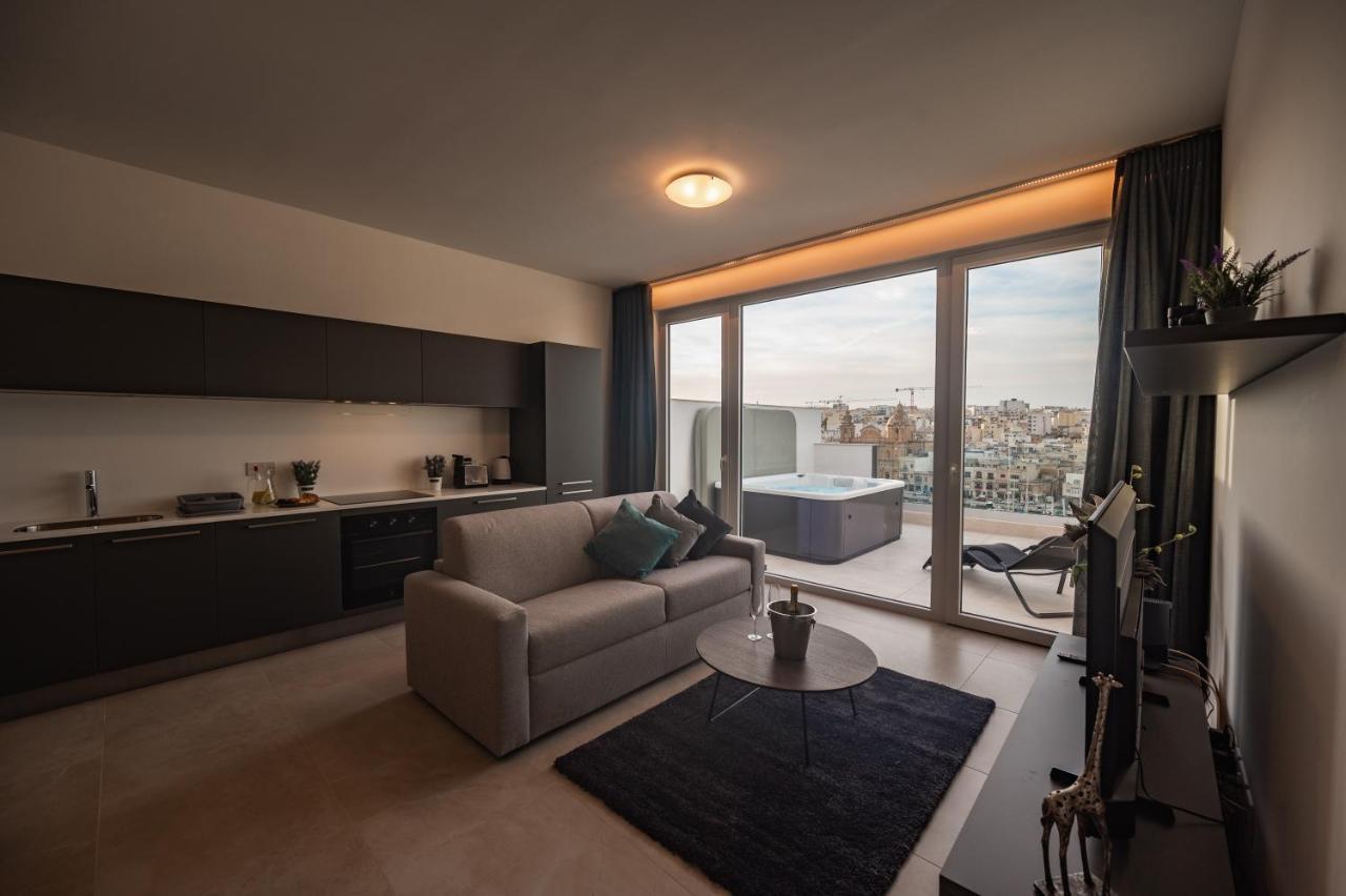 The Address Seafront Suites With Hot Tub Pietà Esterno foto