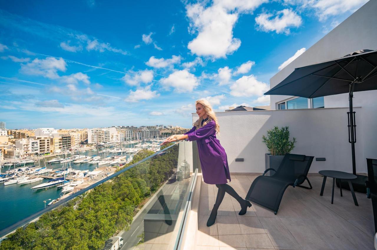 The Address Seafront Suites With Hot Tub Pietà Esterno foto